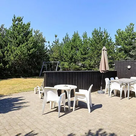 Three-bedroom Holiday In 87 Casa vacanze Blåvand
