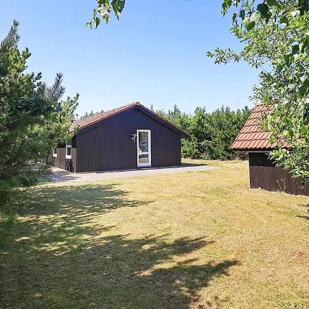 Casa vacanze Three-bedroom Holiday In 87 Blåvand