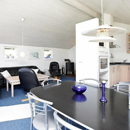 Three-bedroom Holiday In 87 Casa vacanze Blåvand